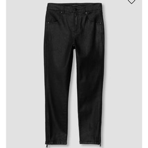 Universal Standard Meuse Resin Jeans (Petite)